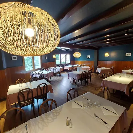 De La Foret - Logis 2*