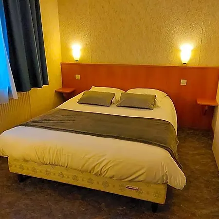 Logis Hotel Auberge De La Foret 2* 벤덴하임