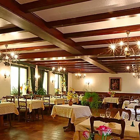 Logis Hotel Auberge De La Foret 벤덴하임